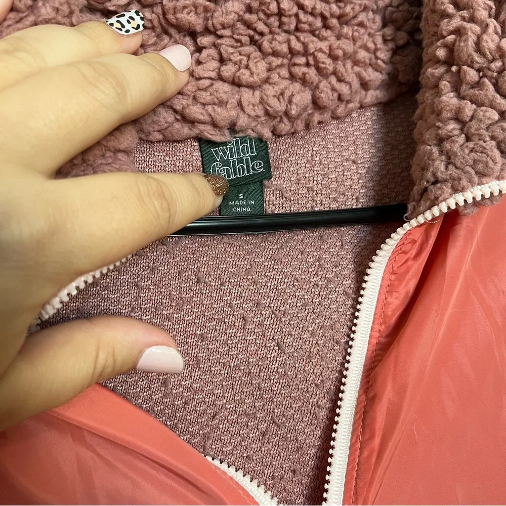 Women's Pink Sherpa Jacket - Picture 3 of 8